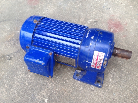 ขายมอเตอร์เกียร์ Pei pong ขนาด 0.5HP. 380V made in Taiwan อัตราทด 1:5 สภาพดีหมุนนิ่ม พร้อมใช้งาน