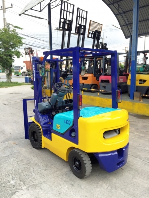 -:-*&bull;*ข า ย ร ถ ย ก นำ เ ข้ า*&bull;*-:-KOMATSU FD15-16 เครื่องดีเซล เกียร์ออโต้ แผงงาสไลด์ สนใจติดต่อ 083-062-0223(ปอนด์)