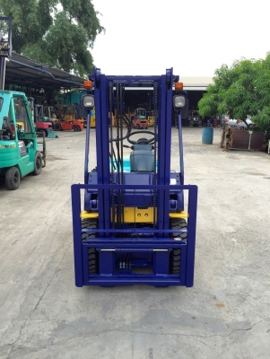 -:-*&bull;*ข า ย ร ถ ย ก นำ เ ข้ า*&bull;*-:-KOMATSU FD15-16 เครื่องดีเซล เกียร์ออโต้ แผงงาสไลด์ สนใจติดต่อ 083-062-0223(ปอนด์)