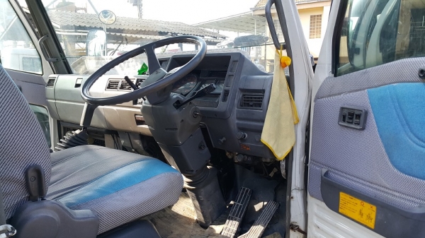 ขายรถโม่ปูน2.5คิว ทะเบียนพร้อมโอน