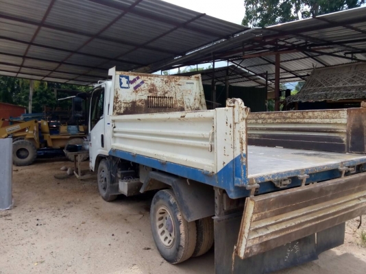 ขายรถบรรทุก 6 ล้อดัมพ์เล็ก ISUZU NMR 130 แรงม้าปี 2554 ไมล์ 120000 กม.ราคา 650000