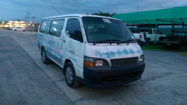 รถตู้โตโยต้าไอเอช 5L