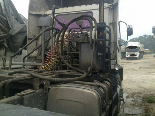 ขายรถบรรทุก 10 ล้อหัวลาก ISUZU DECA 320 แรงม้าปี 2549 ราคา 1300000