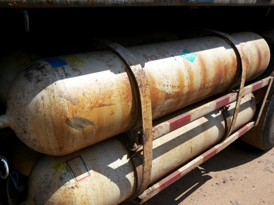 อิซูซุ 270  รถสวยมาก 18 ล้อ รถสวยมากพร้อมใช้ ติดแกส NGV