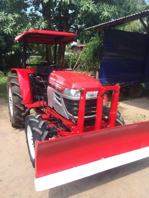 ขายรถไถยันมารย์ EF453T พร้อมอุปกรณ์ดันดินหน้าและผานพรวน ราคา 298,000 บาท สนใจโทร 081-9136451 ขายรถไถยันมารย์ EF453T พร้อมอุปกรณ์ดันดินหน้าและผานพรวน ราคา 298,000 บาท สนใจโทร 081-9136451