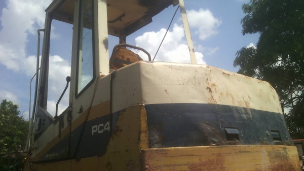 รถ แม็คโฮ KOMATSU PC 40-6 สภาพดีพร้อมใช้งาน สนใจติดต่อ 083560191 หรือ 0903494058 รถ แม็คโฮ KOMATSU PC 40-6 สภาพดีพร้อมใช้งาน สนใจติดต่อ 083560191 หรือ 0903494058