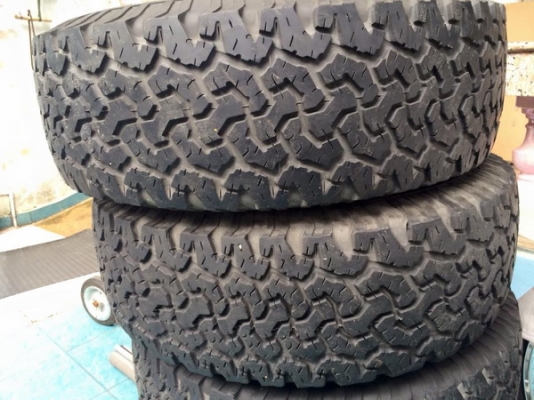 ขายยาง BF ALL-Terrain 265/75/16 ดอกยังหนา ไม่มีปะ สภาพสวย 4เส้น ขายยาง BF ALL-Terrain 265/75/16 ดอกยังหนา ไม่มีปะ สภาพสวย 4เส้น