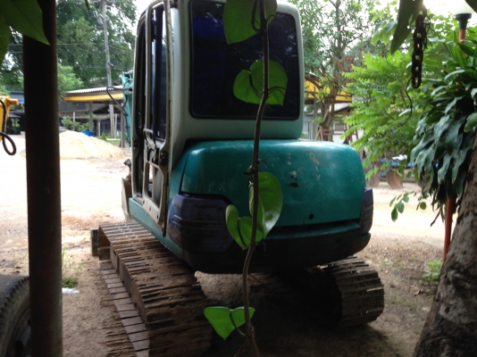 ขายรถแบ็คโฮ KOMATSU pc40-7. 370.000