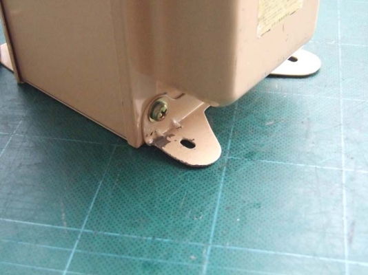 หม้อแปลงไฟจาก 220v ==> 100v ขนาด 1,100w ของ NISSYO (Japan) รุ่น NDF-1100E