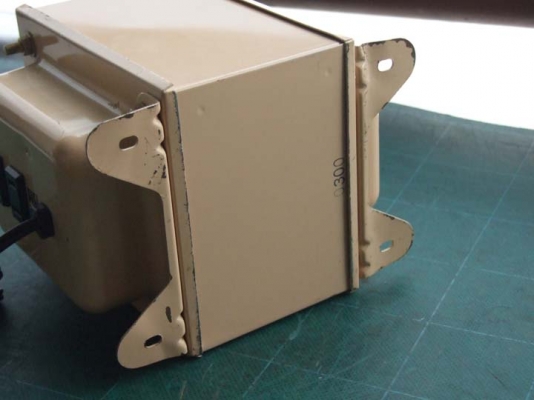 หม้อแปลงไฟจาก 220v ==> 100v ขนาด 1,100w ของ NISSYO (Japan) รุ่น NDF-1100E