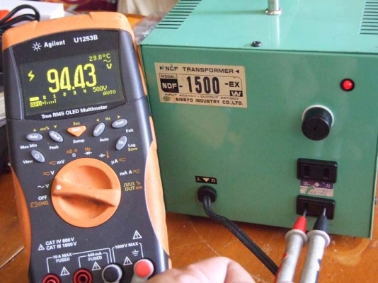 หม้อแปลงไฟจาก 240v ==> 100v ขนาด 1,500w ของ NISSYO (Japan) รุ่น NDF-1500EX