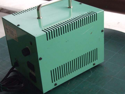 หม้อแปลงไฟจาก 240v ==> 100v ขนาด 1,500w ของ NISSYO (Japan) รุ่น NDF-1500EX