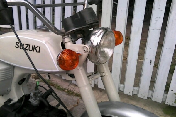 suzuki a 100