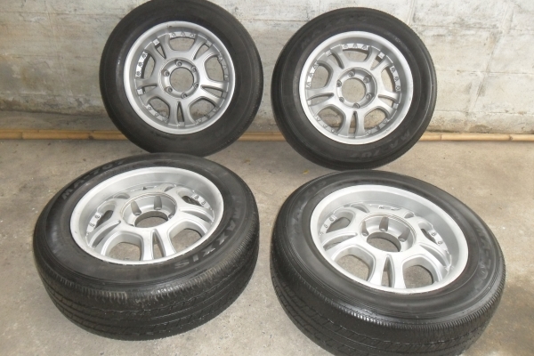 เจ๊อยากขาย ล้อแม็ก 17นิ้ว6รู พร้อมยาง สวยๆ 4 ล้อ ลดราคาเหลือ 5500 บาท