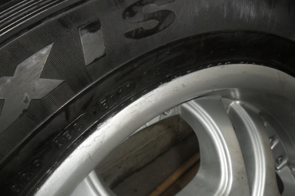 เจ๊อยากขาย ล้อแม็ก 17นิ้ว6รู พร้อมยาง สวยๆ 4 ล้อ ลดราคาเหลือ 5500 บาท