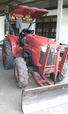 ขายรถไถ3608ปี53สภาพสวยมาก ใช้งานน้อย 1467ชม. ราคา335000บาท