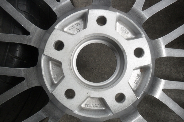 ล้อแม็ก17นิ้ว 5รุ114 พร้อมยาง สวยๆ 4 ล้อ ลดราคาเหลือ 5500 บาท ล้อแม็ก17นิ้ว 5รุ114 พร้อมยาง สวยๆ 4 ล้อ ลดราคาเหลือ 5500 บาท