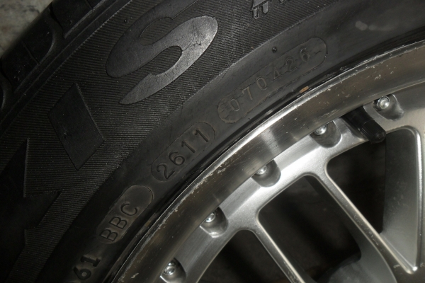 ล้อแม็ก17นิ้ว 5รุ114 พร้อมยาง สวยๆ 4 ล้อ ลดราคาเหลือ 5500 บาท ล้อแม็ก17นิ้ว 5รุ114 พร้อมยาง สวยๆ 4 ล้อ ลดราคาเหลือ 5500 บาท