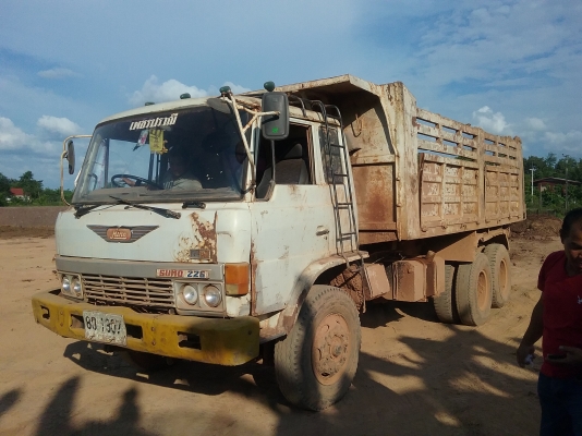 ขายด่วนFM186สองเพลาดั้มขายตามสภาพรถวิ่งงานอยู่โทร0856842587 ขายด่วนFM186สองเพลาดั้มขายตามสภาพรถวิ่งงานอยู่โทร0856842587