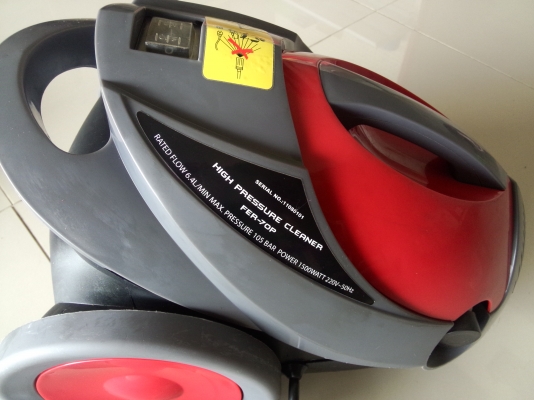 เครื่องฉีดน้ำแรงดันสูง