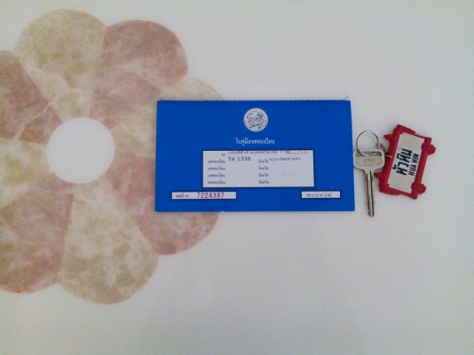 ขายรถ toyota สีขาว ไม่เคยติดแก๊ส