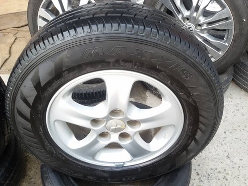 ขายล้อ Mitsubishi Triton 15ยาง215/70/15 ปี 14 4 ล้อ ขายล้อ Mitsubishi Triton 15ยาง215/70/15 ปี 14 4 ล้อ