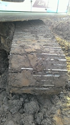 รถแบคโฮ KOBELCO SK200 M6S 12,000 hrs.For sale 1,250,000 bht.