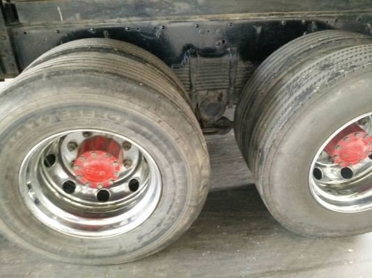 ขายด่วน พ่วง ISUZU GIGA 24 ล้อ 2เพลา เครื่อง360แรง ปี2556