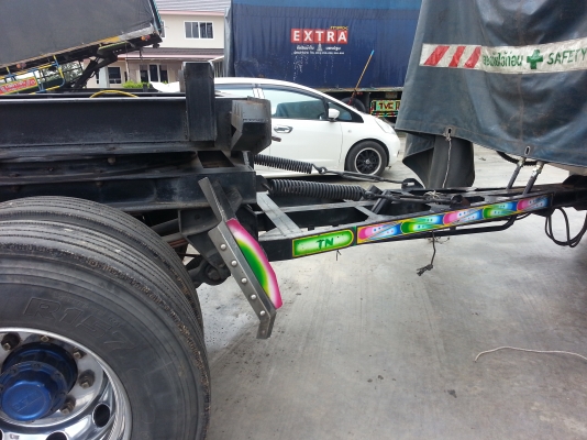 ขายลูกพ่วง3เพลาแท้ อู่ธนิกลการ ยาว7เมตร กระบะปรีเนียม