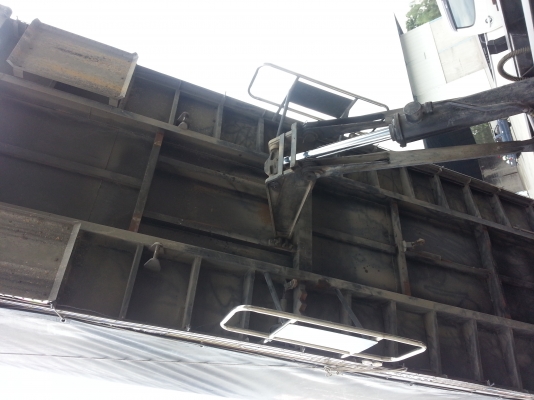 ขายลูกพ่วง3เพลาแท้ อู่ธนิกลการ ยาว7เมตร กระบะปรีเนียม