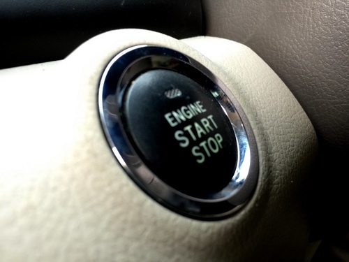 **Camry ปี06 2.4V สีขาว ตัวท็อปสุด ออฟชั่นครบ สวยจัด แต่งทั้งคัน แม็ก18นิ้ว ราคาสุดคุ้ม**