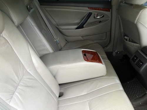 **Camry ปี06 2.4V สีขาว ตัวท็อปสุด ออฟชั่นครบ สวยจัด แต่งทั้งคัน แม็ก18นิ้ว ราคาสุดคุ้ม**