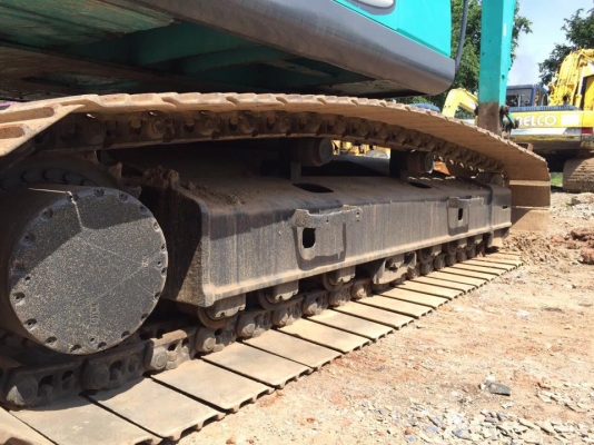 KOBELCO SK200-8 YN11  ชม. ทำงาน 8,761 เล่มทะเบียนครบ  รถสวย ใช้งานดีมาก สนใจติดต่อ0890854790