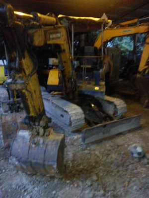 ขายรถแมคโคร เล็ก โคมัสสุ PC20กับPC30