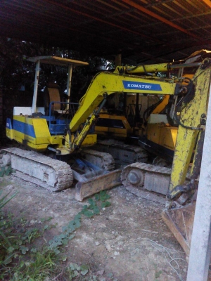 ขายรถแมคโคร เล็ก โคมัสสุ PC20กับPC30