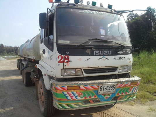 ขายรถบรรทุกน้ำ 2 เพลา แม่ลูก ISUZU DEGA 270 ปี 46 ขายรถบรรทุกน้ำ 2 เพลา แม่ลูก ISUZU DEGA 270 ปี 46