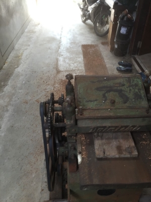 เครื่องรีดไม้ ยี่ห้อ Dainichi