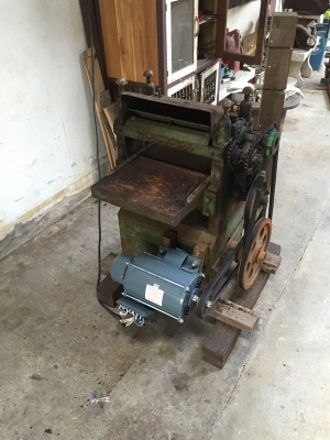 เครื่องรีดไม้ ยี่ห้อ Dainichi