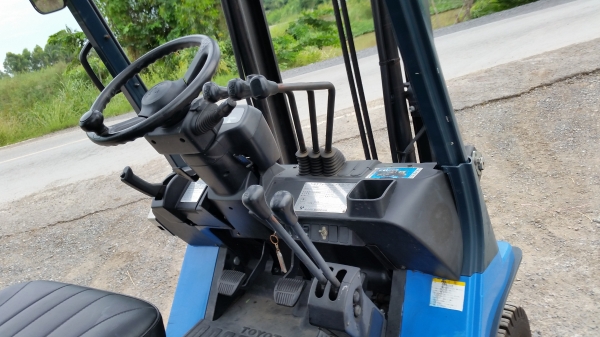 ขายด่วนรถยก TOYOTA 7FGยก1.5ตันเสาสูง3เมตรยางตันหน้าหลังรถนอกนำเข้ายังไม่เคยใช้งานในเมืองไทยเลย=รุ่นใหม่ขายถูกๆๆ ขายด่วนรถยก TOYOTA 7FGยก1.5ตันเสาสูง3เมตรยางตันหน้าหลังรถนอกนำเข้ายังไม่เคยใช้งานในเมืองไทยเลย=รุ่นใหม่ขายถูกๆๆ