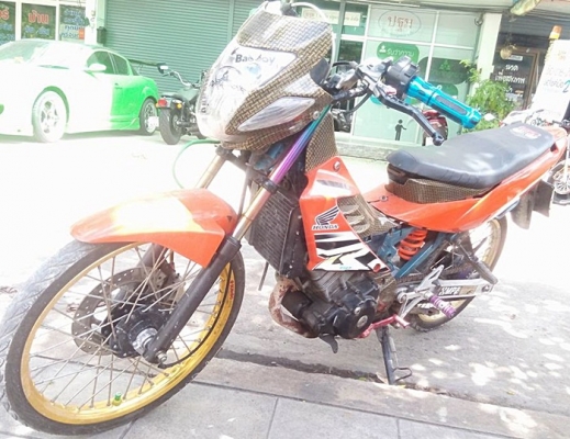 ขายได้ขาย Honda Sonic ทะเบียนตอง