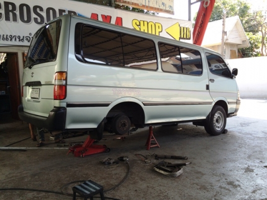 รับแก้ปัญหาช่วงล่าง รถตู้ Toyota Commuter  by Shock Profender