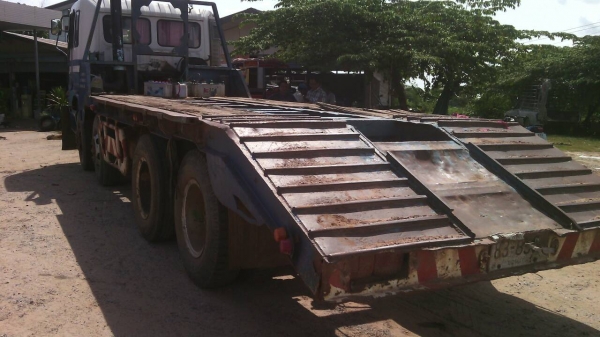 ขายด่วนรถแทนเลอรโปรเฟีย12ล้อเครือง315แรง2เพลารถสวยมาก