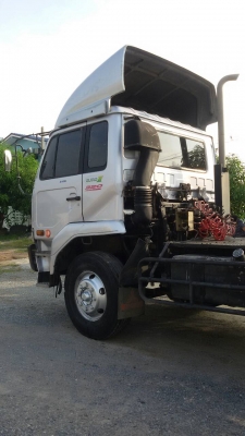 หัวลาก10ล้อ.นิสสันUD.320.ปี45.เดิมบาง.สภาพสวยพร้อมใช้.ราคา920,000.มัดจำแล้ว. หัวลาก10ล้อ.นิสสันUD.320.ปี45.เดิมบาง.สภาพสวยพร้อมใช้.ราคา920,000.มัดจำแล้ว.