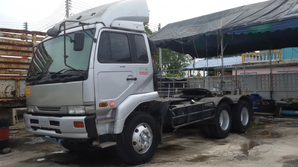 หัวลาก10ล้อ.นิสสันUD.320.ปี45.เดิมบาง.สภาพสวยพร้อมใช้.ราคา920,000.มัดจำแล้ว. หัวลาก10ล้อ.นิสสันUD.320.ปี45.เดิมบาง.สภาพสวยพร้อมใช้.ราคา920,000.มัดจำแล้ว.