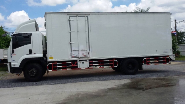 ขายตู้ 3 บานสภาพดี 55000