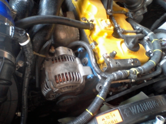 ไดชาร์ทเจ 14v พร้อมขาติดตั้งเพิ่มใส่D-MAX คอมมอลเรล