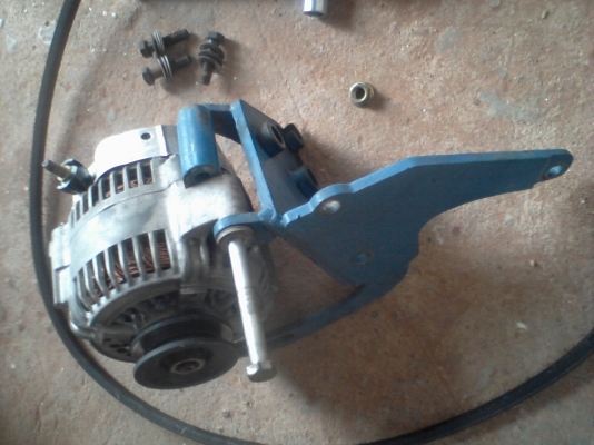 ไดชาร์ทเจ 14v พร้อมขาติดตั้งเพิ่มใส่D-MAX คอมมอลเรล