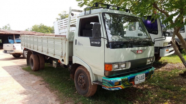 ขาย 6 ล้อ FC2WHKA กระบะยาว 5.50 เมตร เครื่อง WO4D 120 แรงม้า คัสซีสวยตลอดเส้น ทะเบียนพร้อมโอนครับ