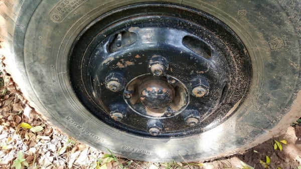 ขาย 6 ล้อ FC2WHKA กระบะยาว 5.50 เมตร เครื่อง WO4D 120 แรงม้า คัสซีสวยตลอดเส้น ทะเบียนพร้อมโอนครับ ขาย 6 ล้อ FC2WHKA กระบะยาว 5.50 เมตร เครื่อง WO4D 120 แรงม้า คัสซีสวยตลอดเส้น ทะเบียนพร้อมโอนครับ