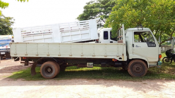 ขาย 6 ล้อ FC2WHKA กระบะยาว 5.50 เมตร เครื่อง WO4D 120 แรงม้า คัสซีสวยตลอดเส้น ทะเบียนพร้อมโอนครับ ขาย 6 ล้อ FC2WHKA กระบะยาว 5.50 เมตร เครื่อง WO4D 120 แรงม้า คัสซีสวยตลอดเส้น ทะเบียนพร้อมโอนครับ